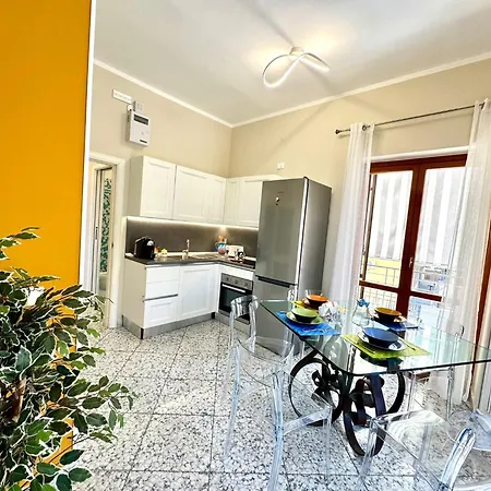 Near And Corso Italia * Sorrente