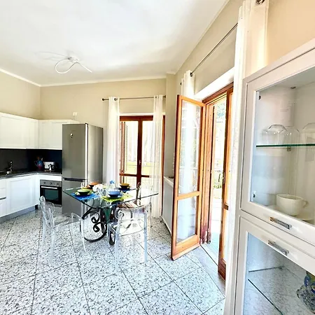 Near And Corso Italia Apartment Sorrento
